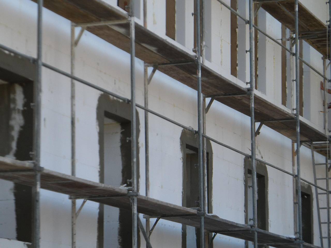 Kotły na pellet ERGOS – efektywne ogrzewanie w nowoczesnym wydaniu